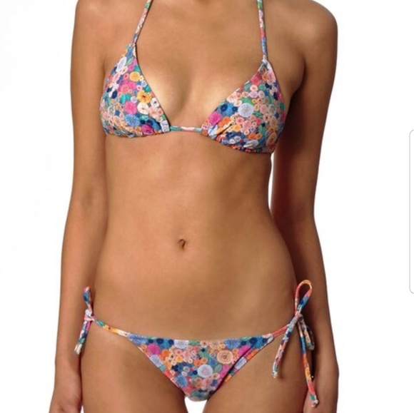 bikini quicksilver